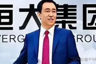 未来是你的？詹姆斯赛后和文班拥抱致意 两人简短交流